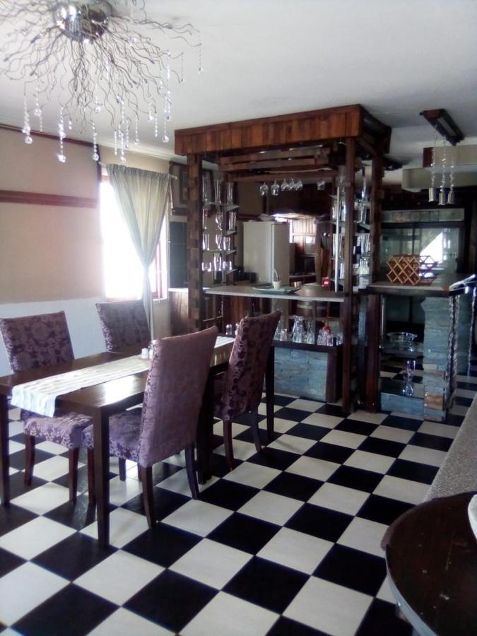 Bread And Barrel Guesthouse Bellville Κέιπ Τάουν Εξωτερικό φωτογραφία