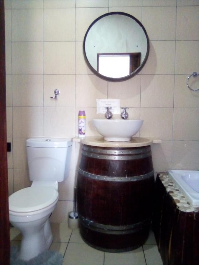 Bread And Barrel Guesthouse Bellville Κέιπ Τάουν Εξωτερικό φωτογραφία
